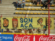 Trapo - Bandeira - Faixa - Telón - "Son de aca-los pibes de corrientes" Trapo de la Barra: Los Guerreros &bull; Club: Rosario Central &bull; País: Argentina