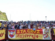 Trapo - Bandeira - Faixa - Telón - "Frente Santa Cruz Aurirrojo" Trapo de la Barra: Los Vikingos • Club: Aragua