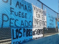 Trapo - Bandeira - Faixa - Telón - Trapo de la Barra: Los Villeros • Club: Cerro • País: Uruguay