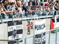 Trapo - Bandeira - Faixa - Telón - "Mov 105 - Time do Povo, Nunca Serão e Palestina" Trapo de la Barra: Movimento 105 Minutos • Club: Atlético Mineiro