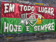 Trapo - Bandeira - Faixa - Telón - Trapo de la Barra: Movimento Popular Legião Tricolor • Club: Fluminense • País: Brasil