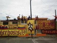 Trapo - Bandeira - Faixa - Telón - Trapo de la Barra: Revolución Vinotinto Sur • Club: Tolima • País: Colombia