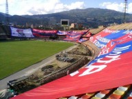 Trapo - Bandeira - Faixa - Telón - Trapo de la Barra: Rexixtenxia Norte • Club: Independiente Medellín • País: Colombia