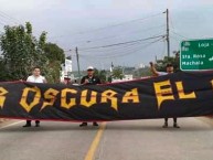 Trapo - Bandeira - Faixa - Telón - "Sur Oscura El Oro" Trapo de la Barra: Sur Oscura • Club: Barcelona Sporting Club