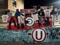 Trapo - Bandeira - Faixa - Telón - Trapo de la Barra: Trinchera Norte • Club: Universitario de Deportes • País: Peru