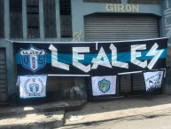 Trapo - Bandeira - Faixa - Telón - "Leales" Trapo de la Barra: Vltra Svr • Club: Comunicaciones