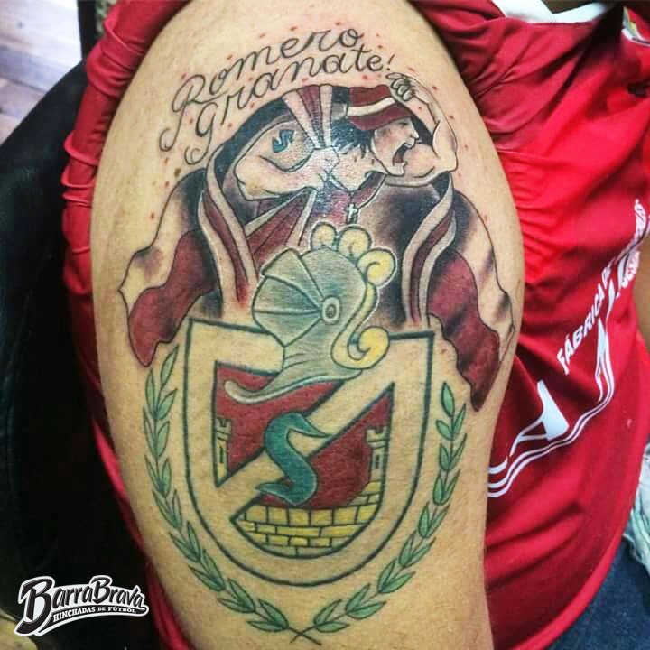 IMPRESIONANTE TATUAJE BARRA BRAVA Faccion Romero Granate - Los Papayeros - La Serena - Chile