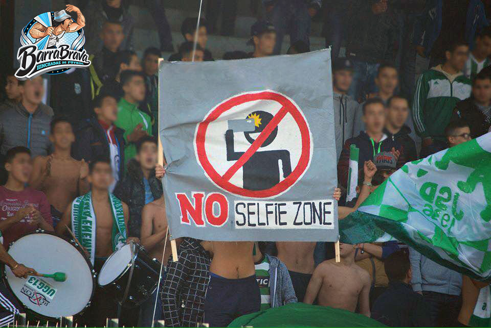 NO SELFIE ZONE