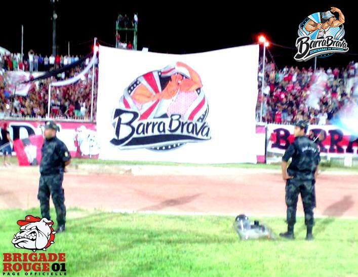 BARRA BRAVA PTE Brigade Rouge 2001 - Sousse - Tunisia Saludos a toda la gente de Tunisia!!!