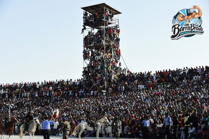 [EXTRA] Nigéria x Egito - Copa Africana - 25/03/2016 - 40.000 hinchas, capacidad del estadio: 25.000